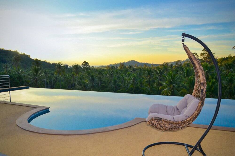 Photo of Outdoor in Thong Krut