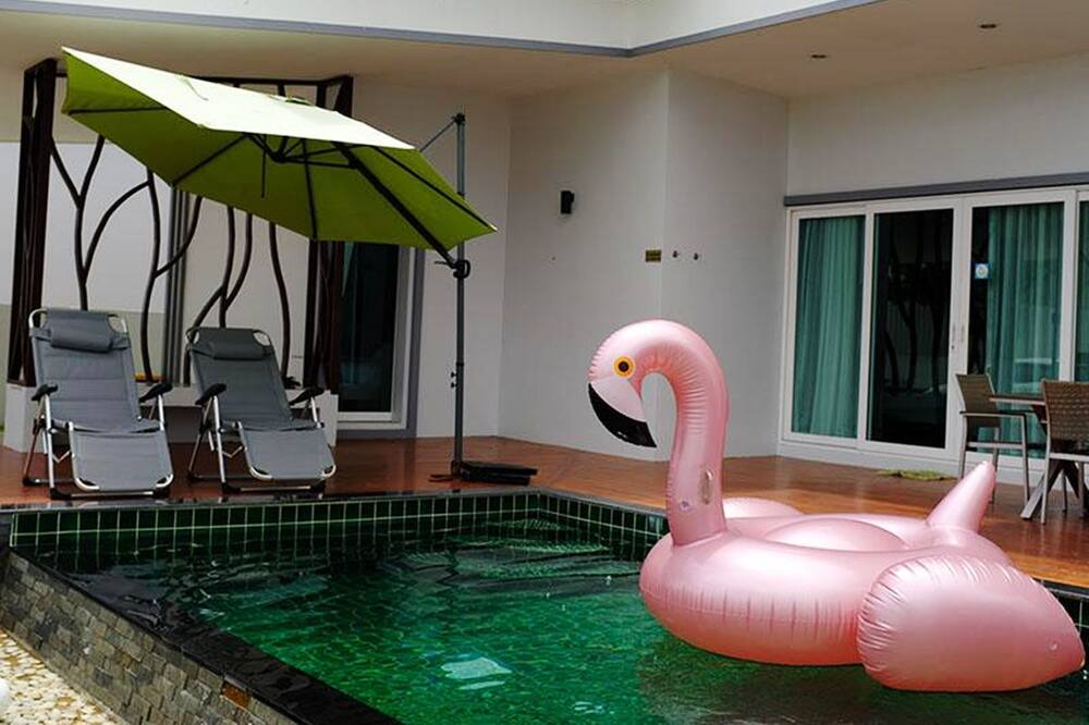Photo of Outdoor in Hin Lek Fai