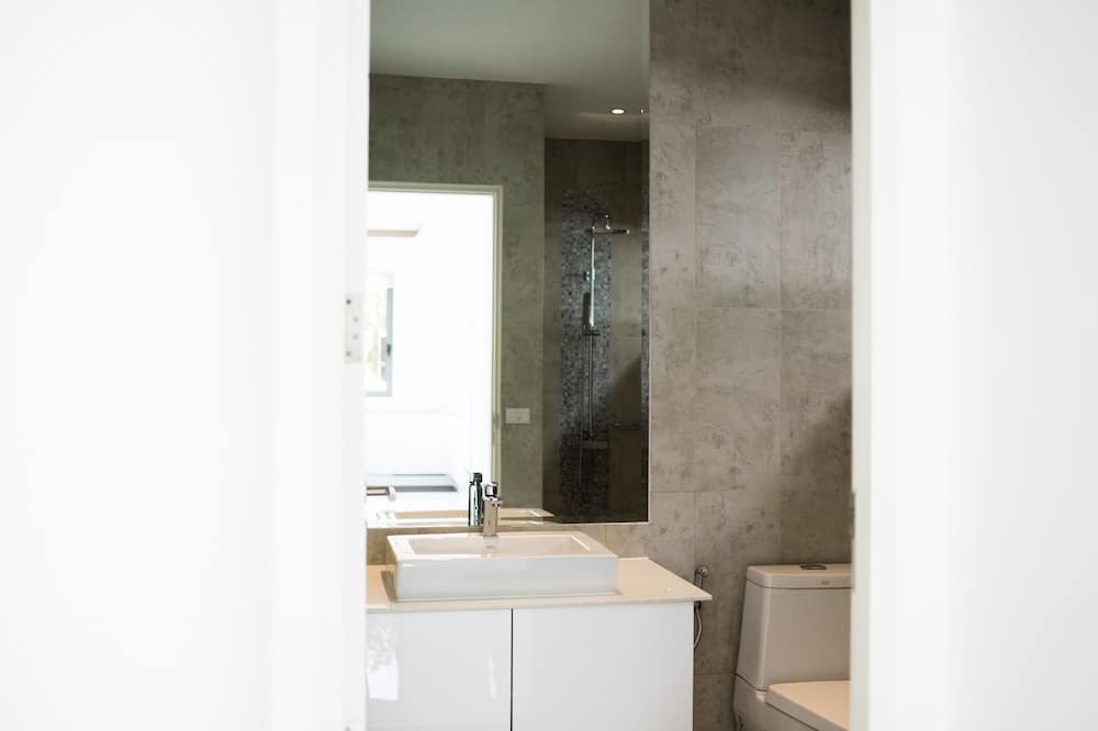 Photo of Bathroom in Moo 5