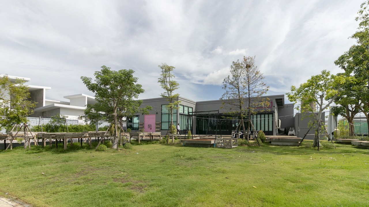 Photo of Outdoor in Hin Lek Fai