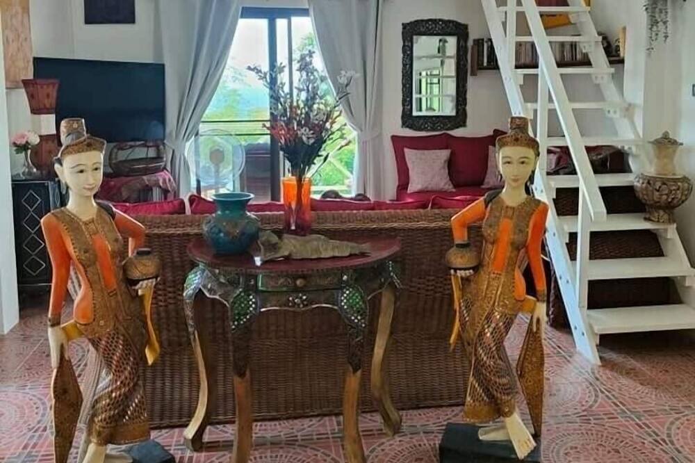 Photo of Livingroom in Laem Set