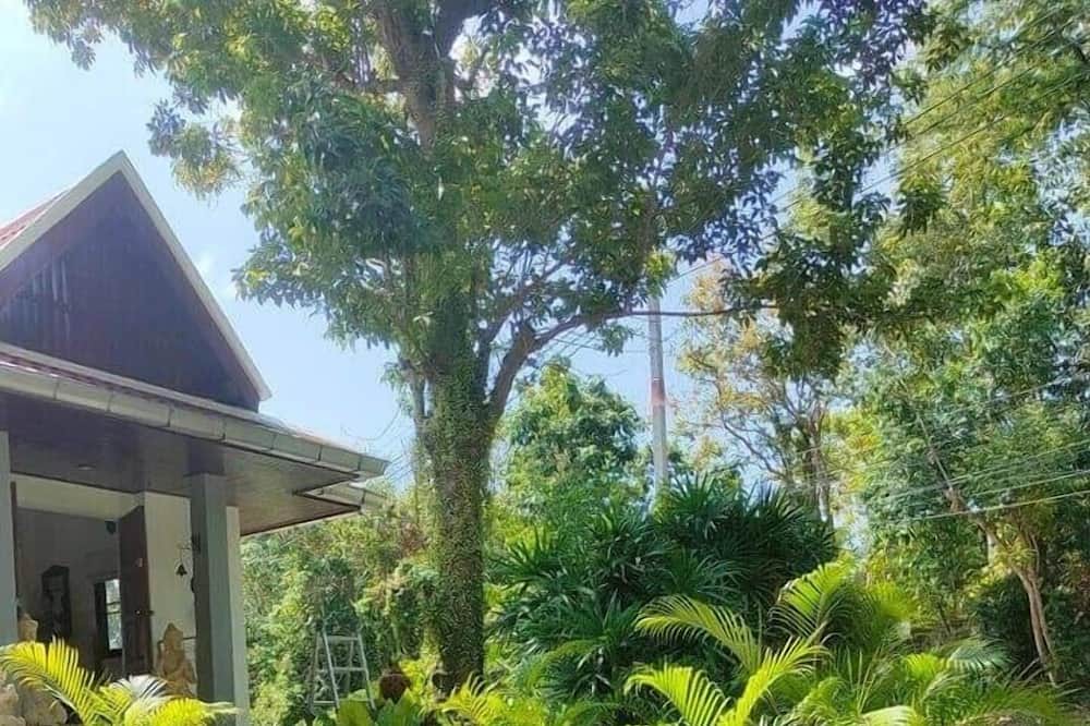 Photo of Outdoor in Laem Set