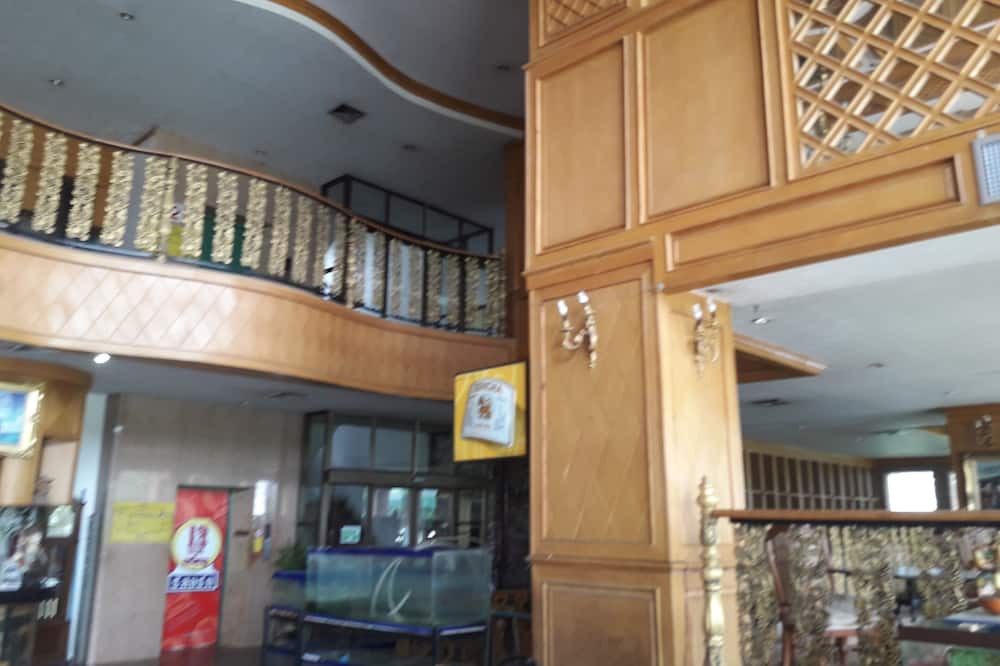 Photo of Patio Balcony in Bang Rak Phatthana