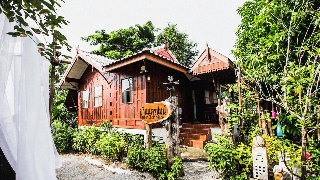 Photo of Buildings in Nakhon Chum