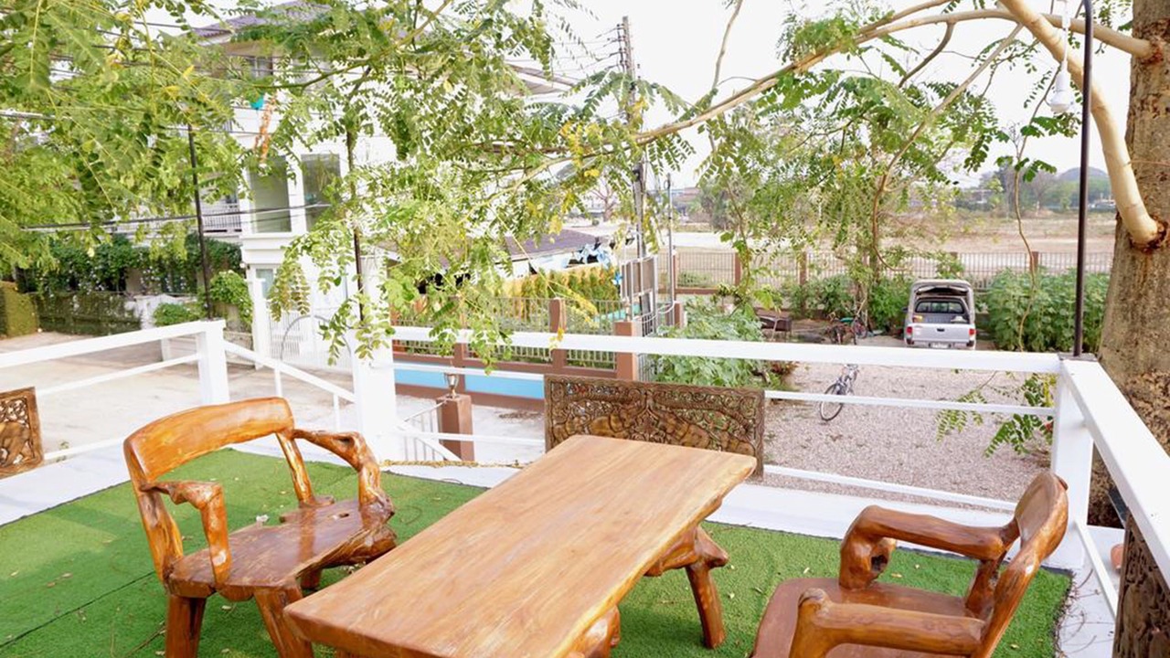 Photo of Patio Balcony in Mae Pa