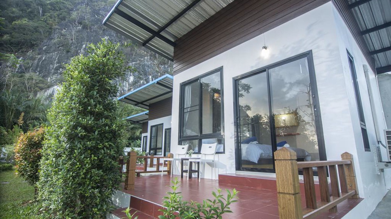Photo of Patio Balcony in Huai Yot