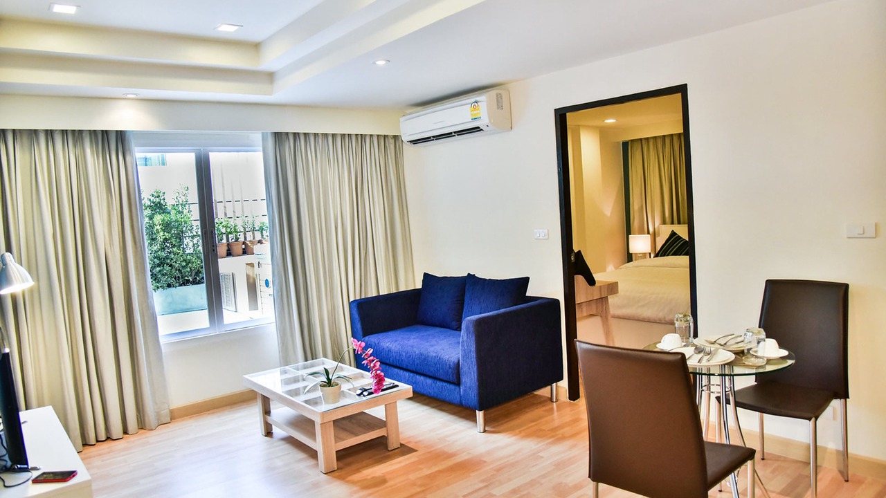 Photo of Bedroom in Khlong Tan