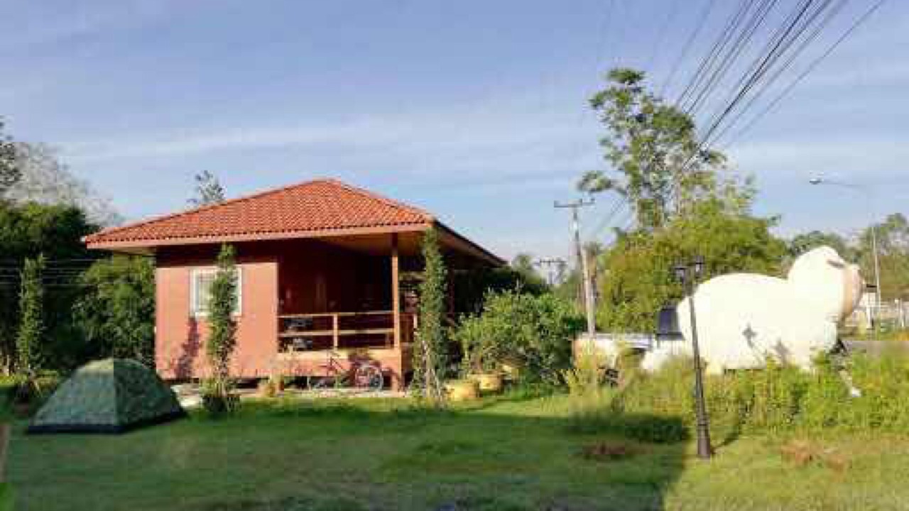 Photo of Buildings in Pak Phli