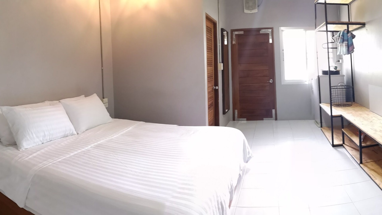 Photo of Bedroom in Makham Tia