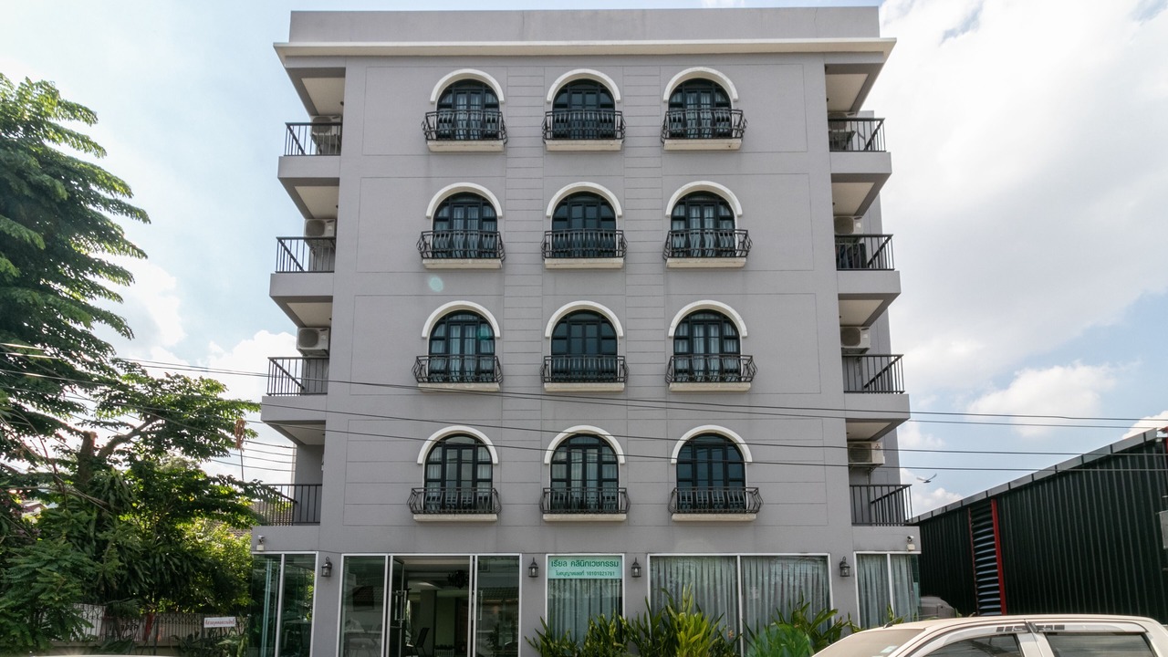 Photo of Buildings in Khlong Chaokhunsing