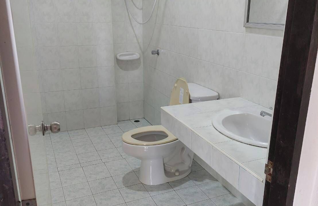 Photo of Bathroom in Saphli