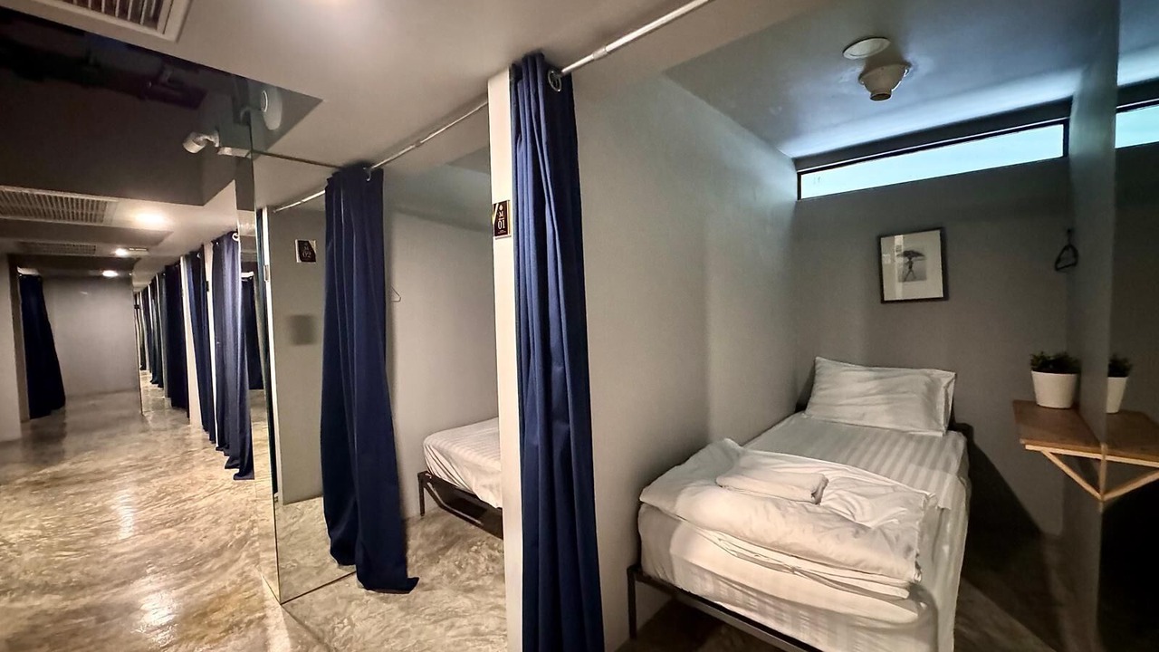 Photo of Bedroom in Thanon Phetchaburi