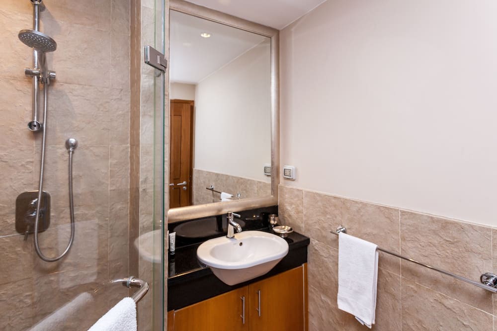 Photo of Bathroom in Yan Nawa
