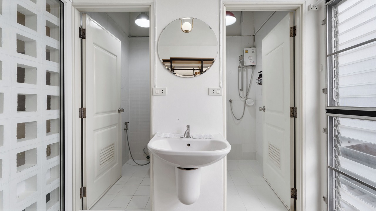Photo of Bathroom in Talat Noi