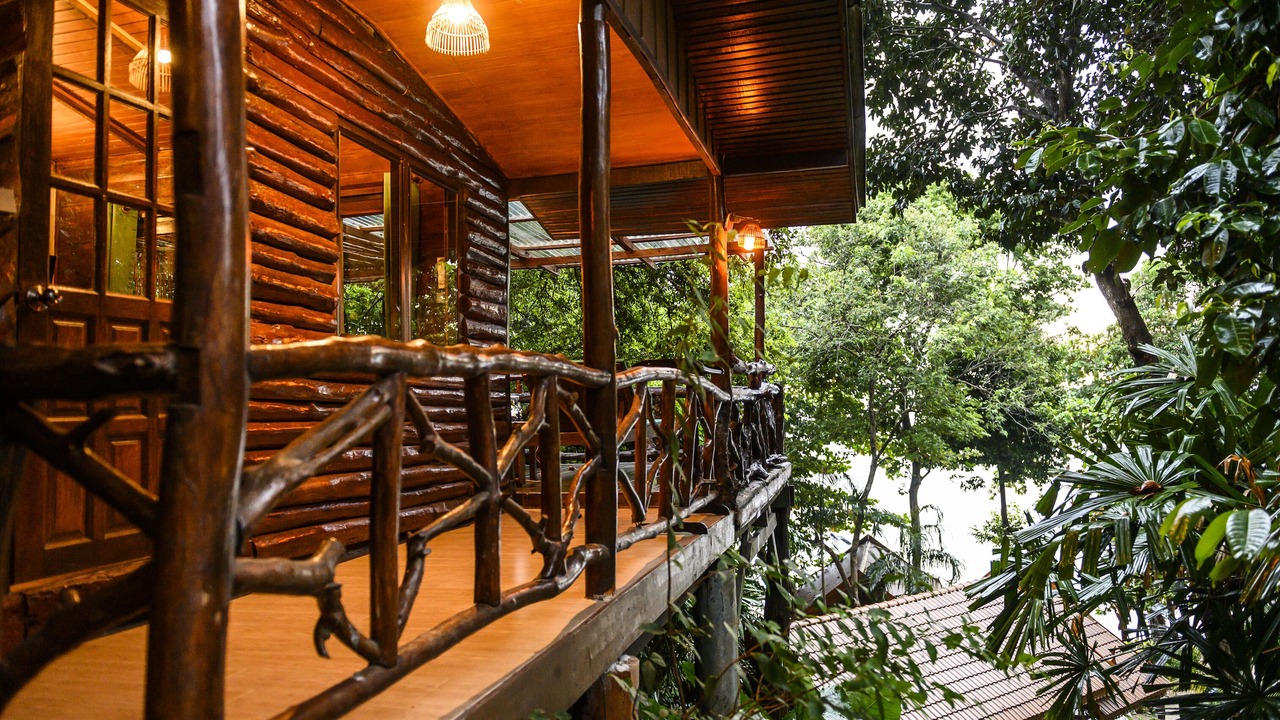 Photo of Patio Balcony in Nuea Khlong