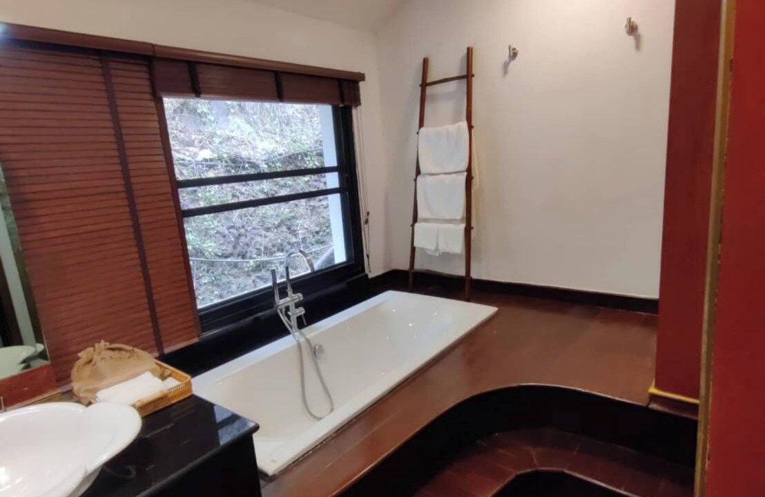 Photo of Bathroom in Pong Yaeng