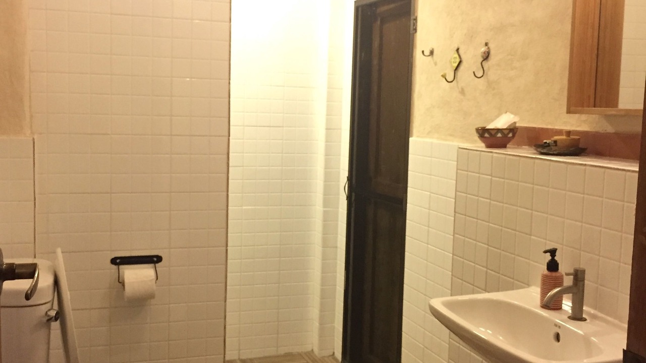 Photo of Bathroom in Pak Nam Pran