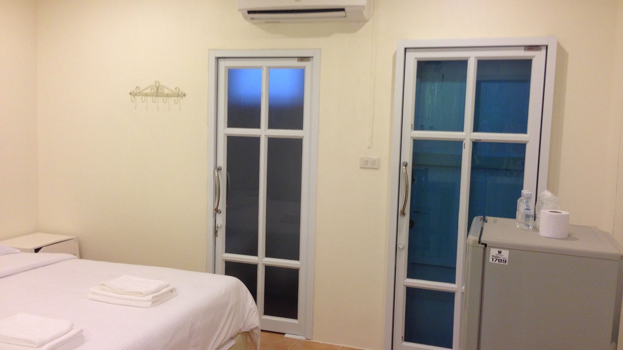 Photo of Bedroom in Tha Li