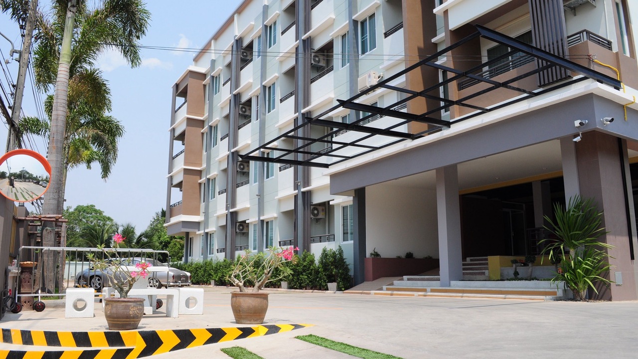 Photo of Buildings in Nai Mueang