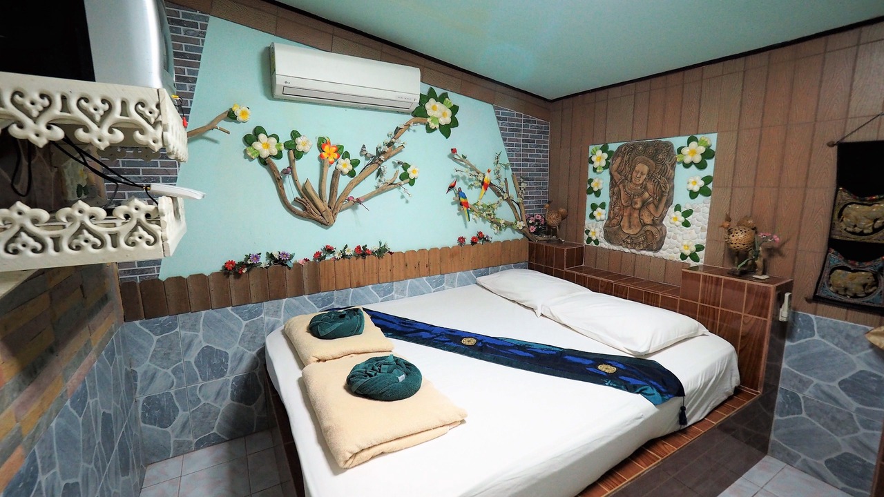 Photo of Bedroom in Tha Sao