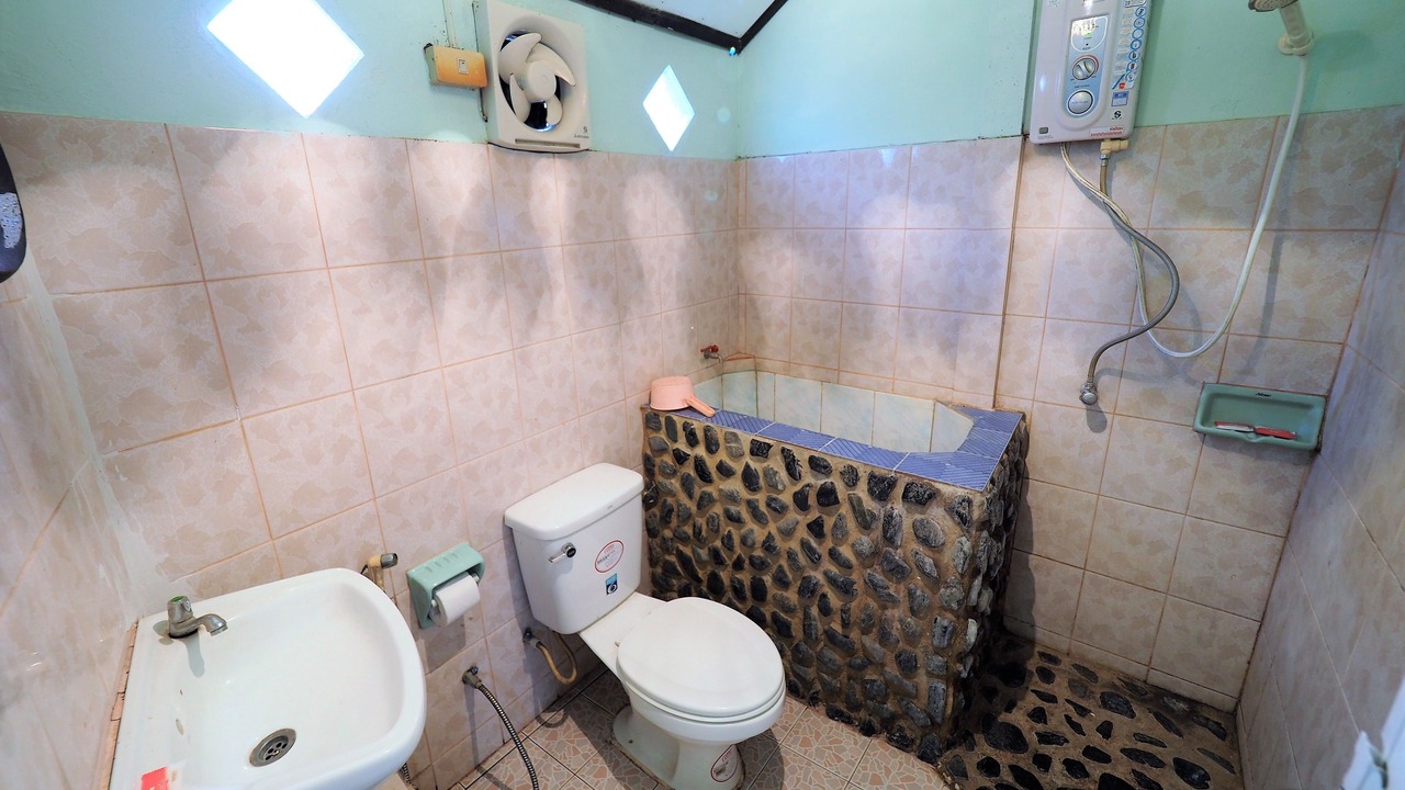 Photo of Bathroom in Tha Sao