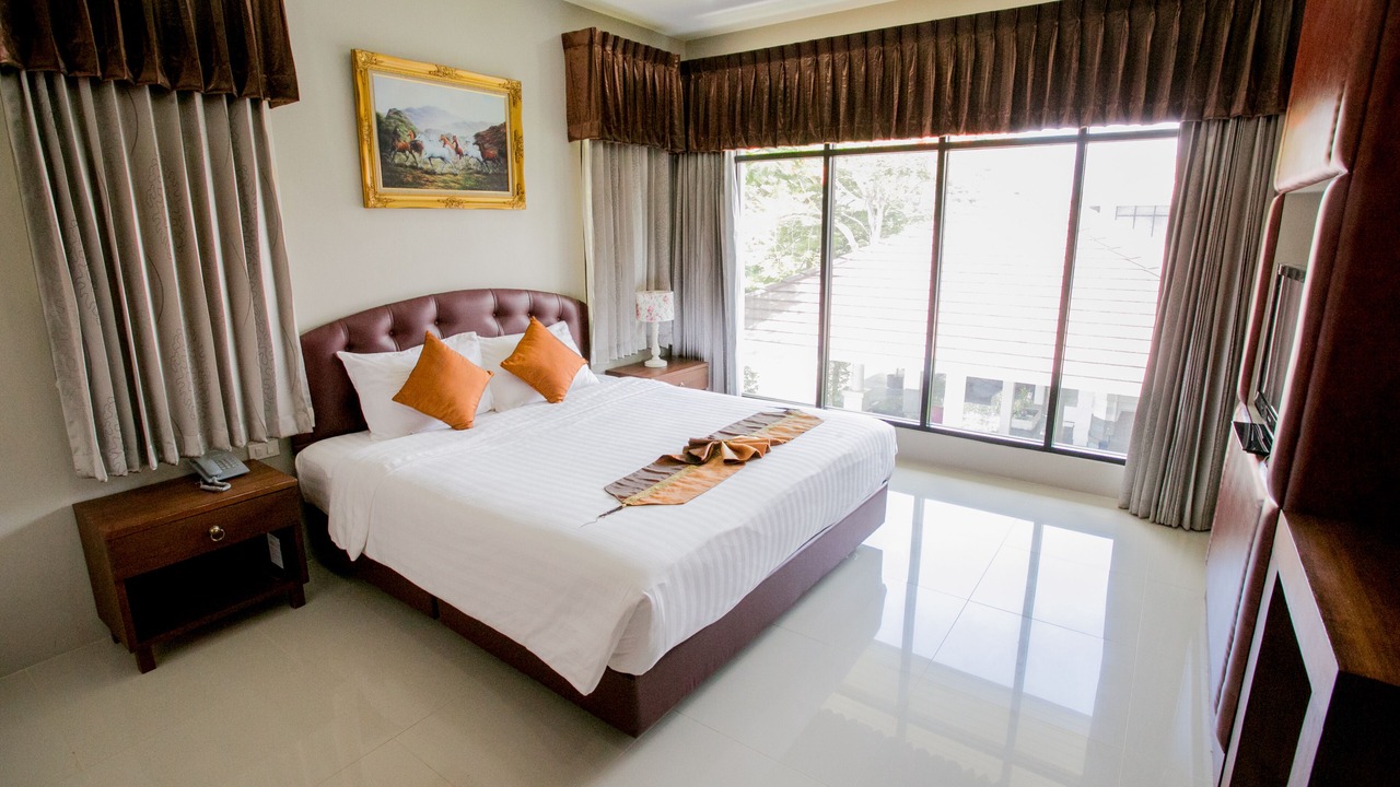 Photo of Bedroom in Tha Tum