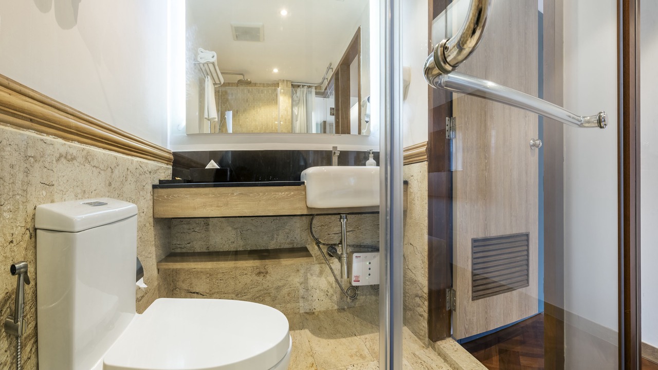 Photo of Bathroom in Pratunam