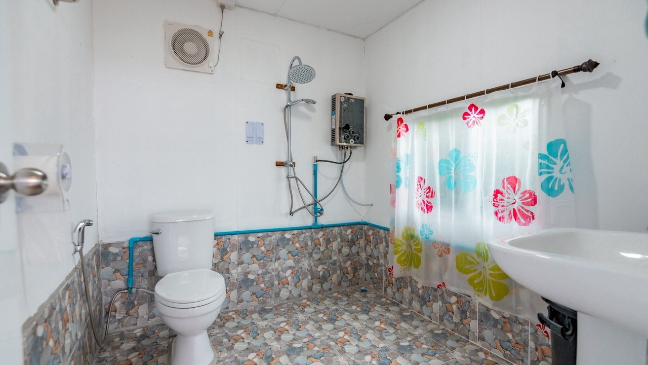 Photo of Bathroom in Pong Yaeng