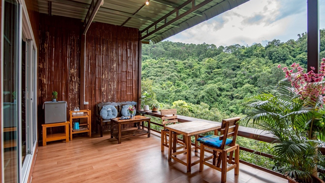 Photo of Bedroom in Pong Yaeng