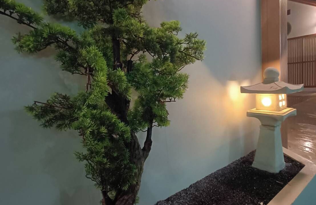 Photo of Outdoor in Khanna Yao