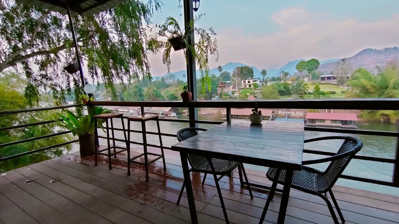 Photo of Patio Balcony in Tha Sao