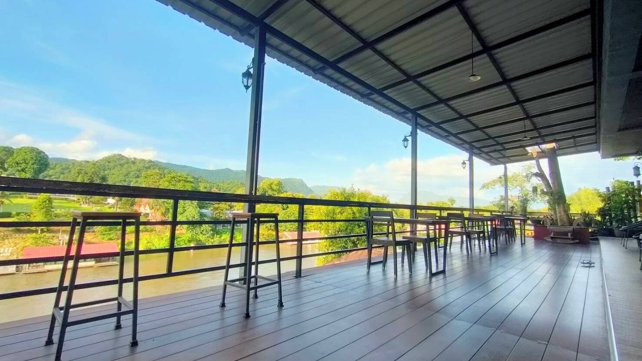 Photo of Patio Balcony in Tha Sao