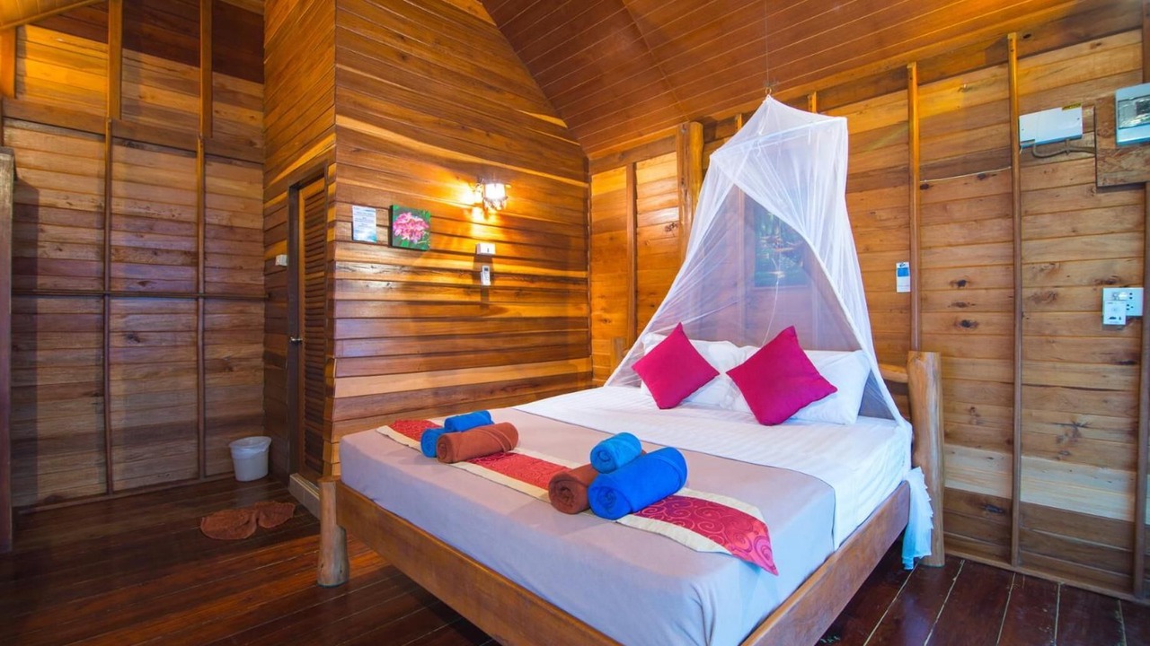 Photo of Bedroom in Ko Yao