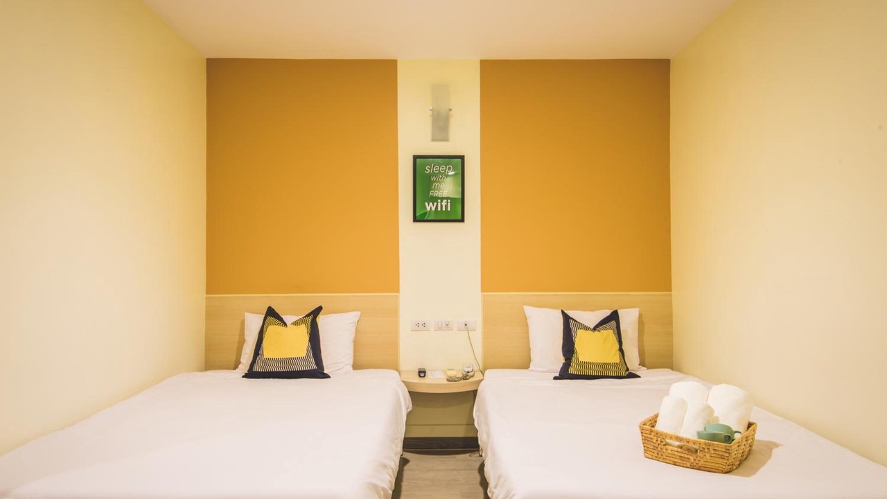 Photo of Bedroom in Pom Prap Sattru Phai