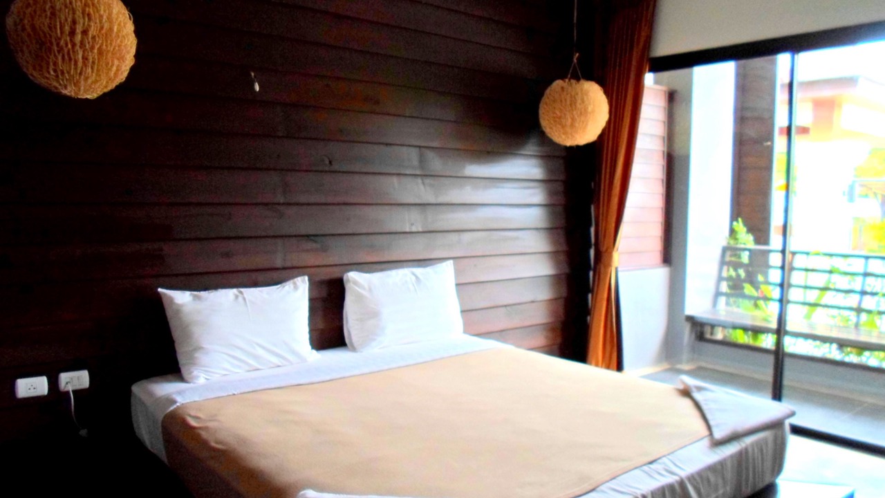 Photo of Bedroom in Makham Tia