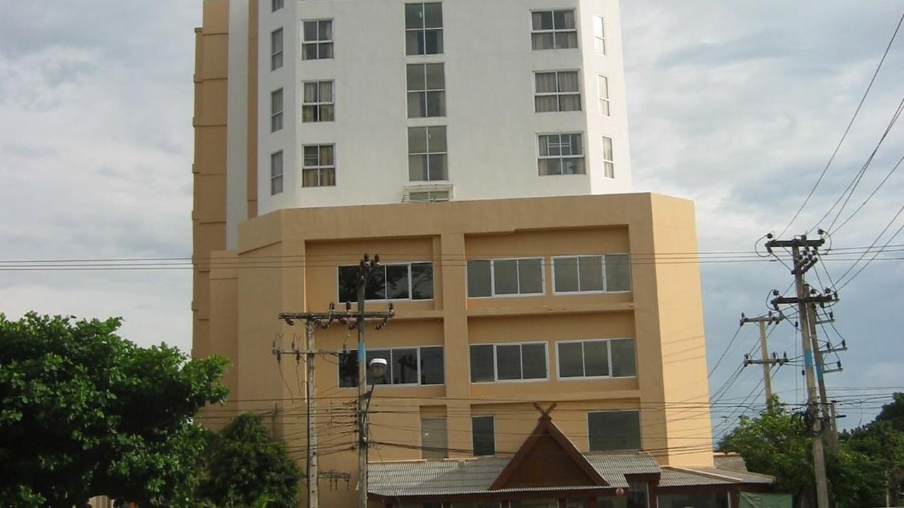 Photo of Outdoor in Wua Lai