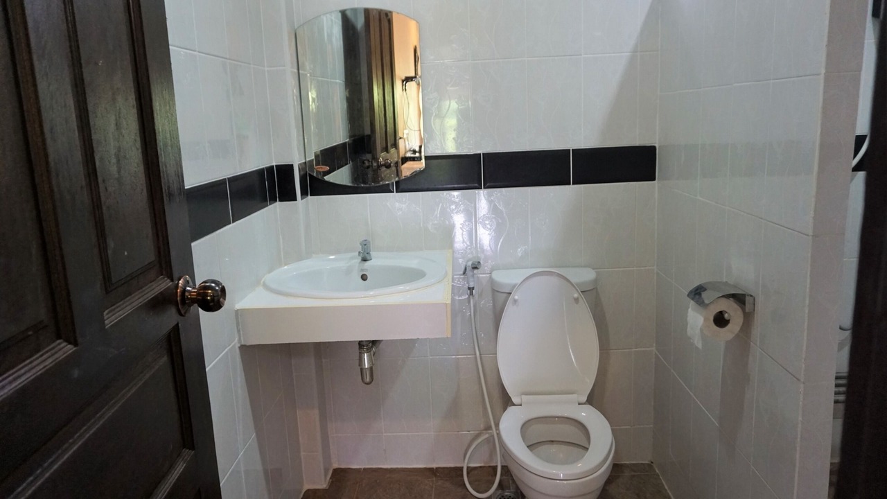 Photo of Bathroom in Mae Rim