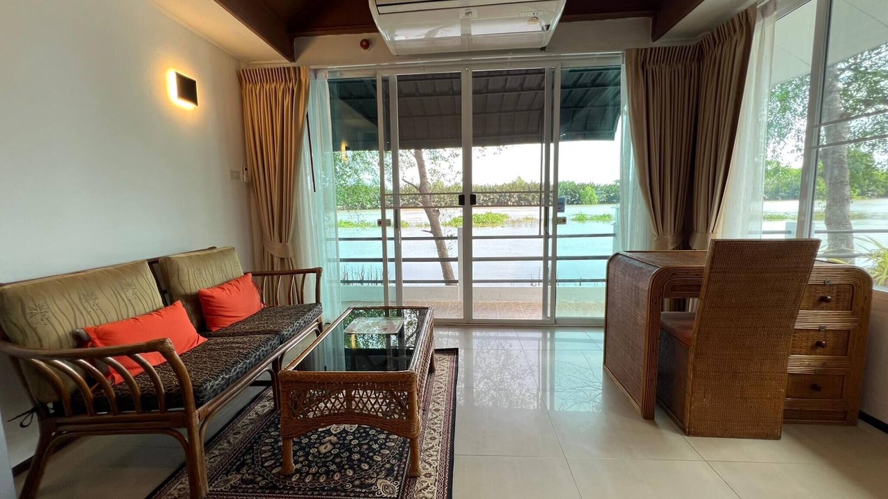 Photo of Bedroom in Hua Sai