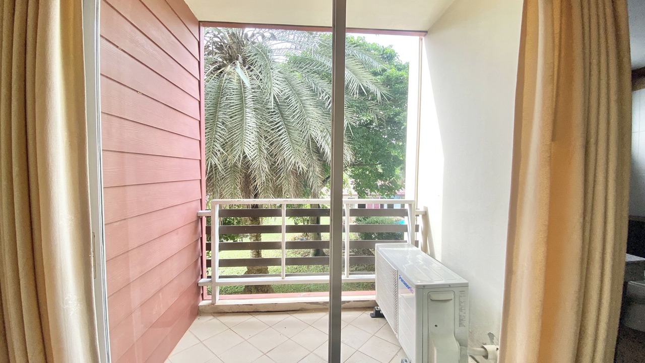 Photo of Patio Balcony in Ban Khao