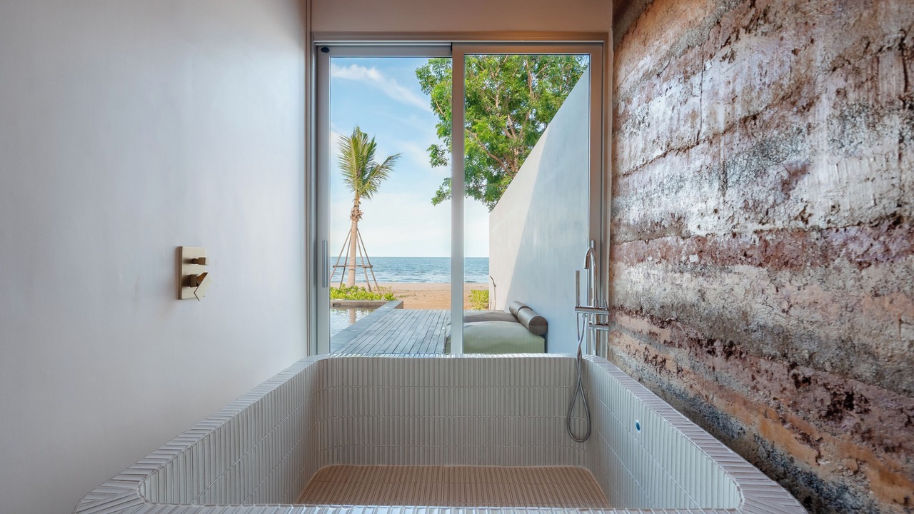 Photo of Bathroom in Pak Nam Pran