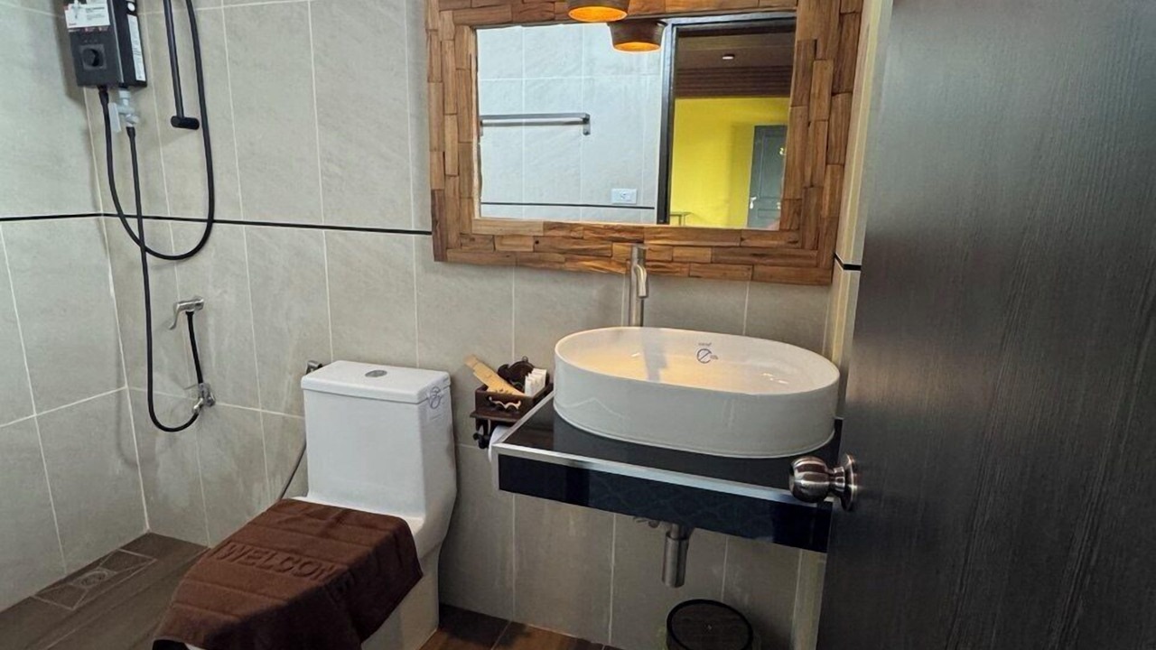 Photo of Bathroom in Saphli