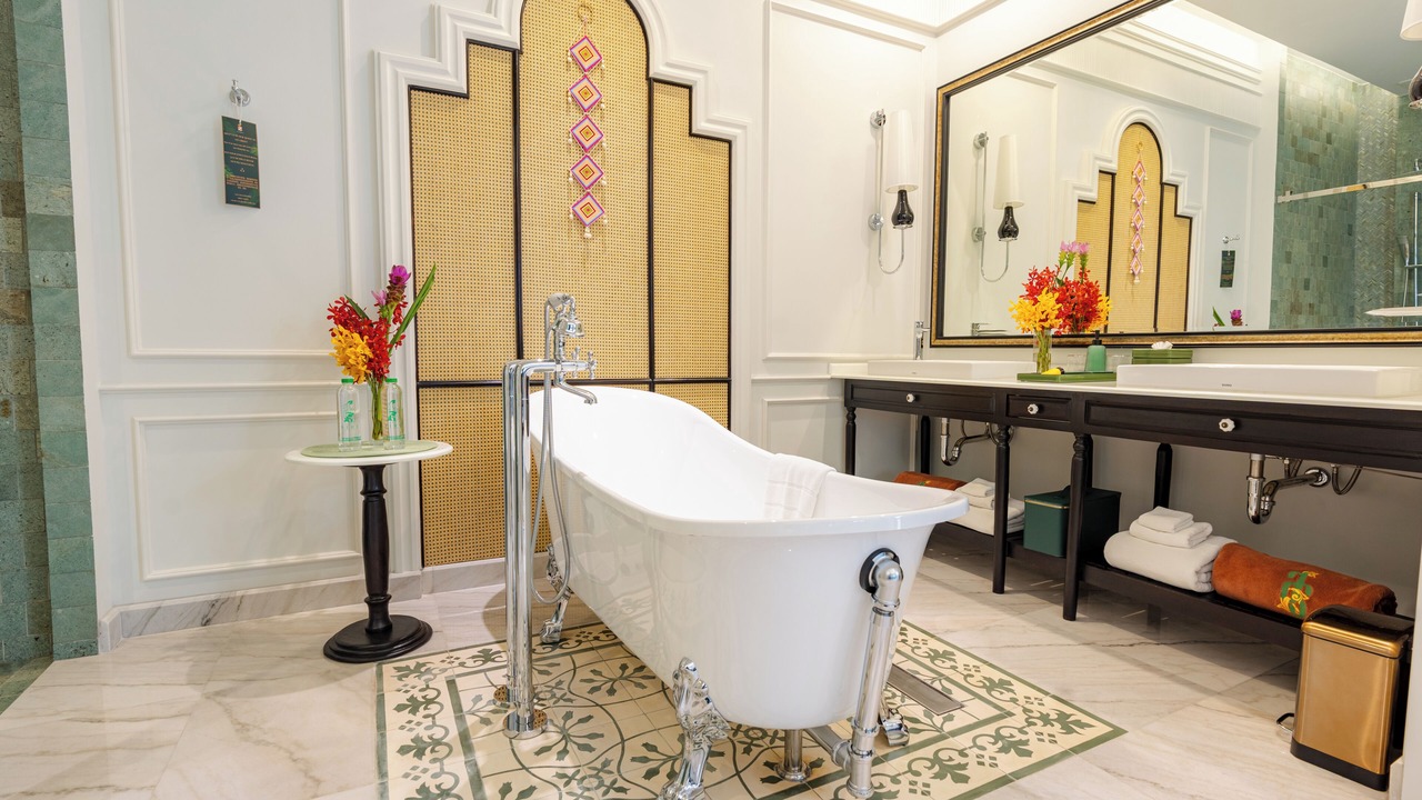 Photo of Bathroom in Old City
