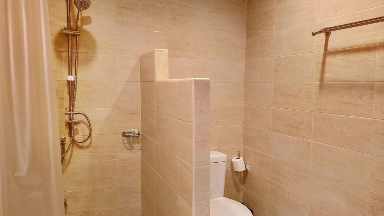 Photo of Bathroom in Wat Ket