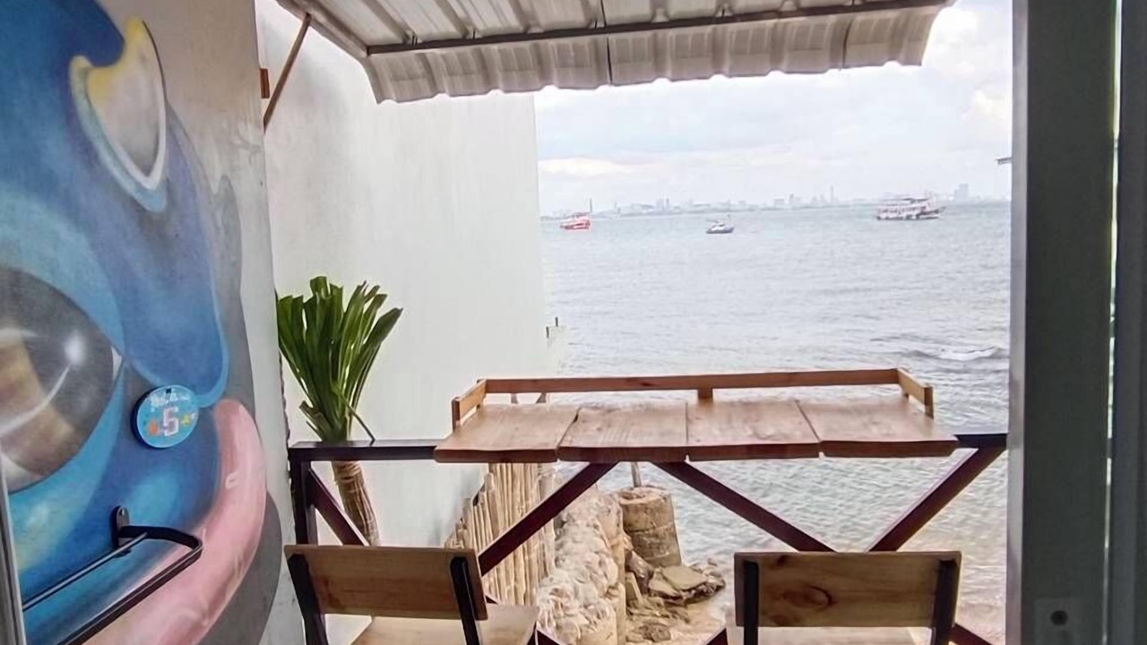 Photo of Bedroom in Koh Lan