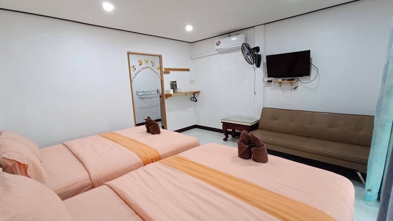 Photo of Bedroom in Koh Lan