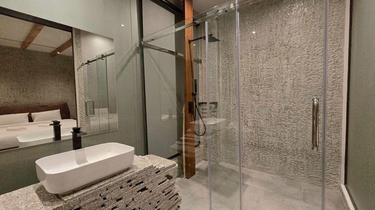 Photo of Bathroom in Hin Lek Fai
