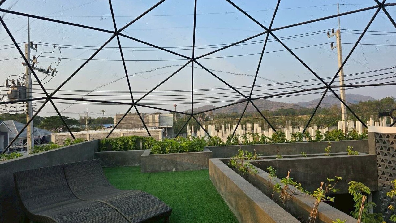 Photo of Outdoor in Hin Lek Fai