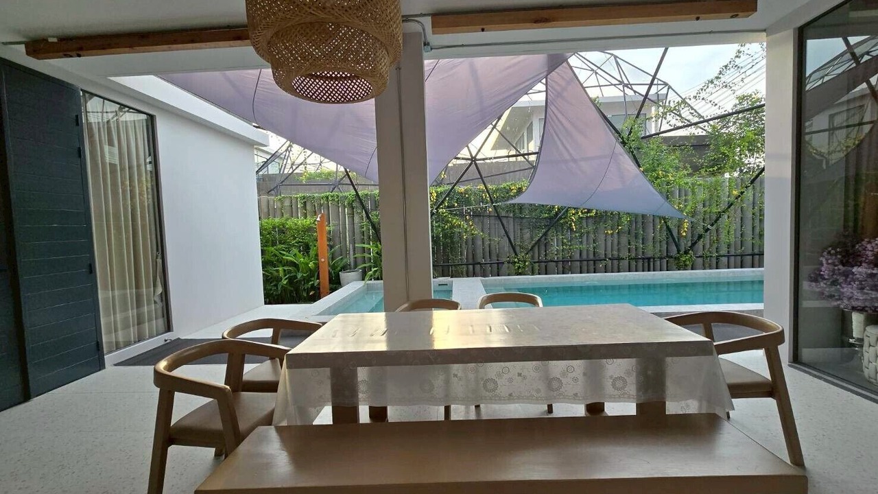 Photo of Outdoor in Hin Lek Fai