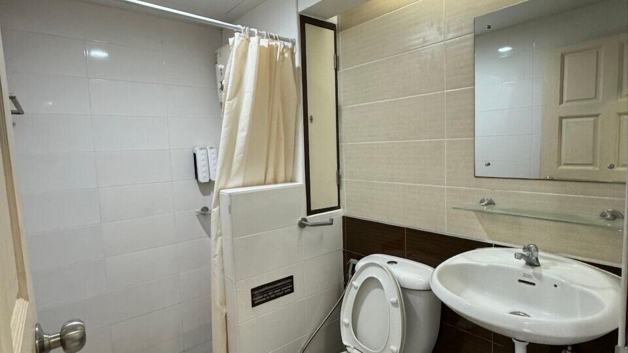 Photo of Bathroom in Chom Phon