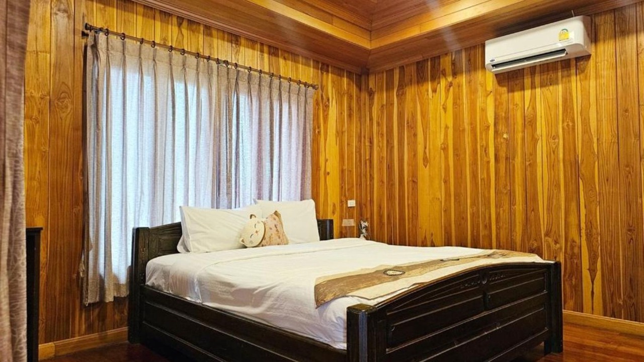 Photo of Bedroom in Pong